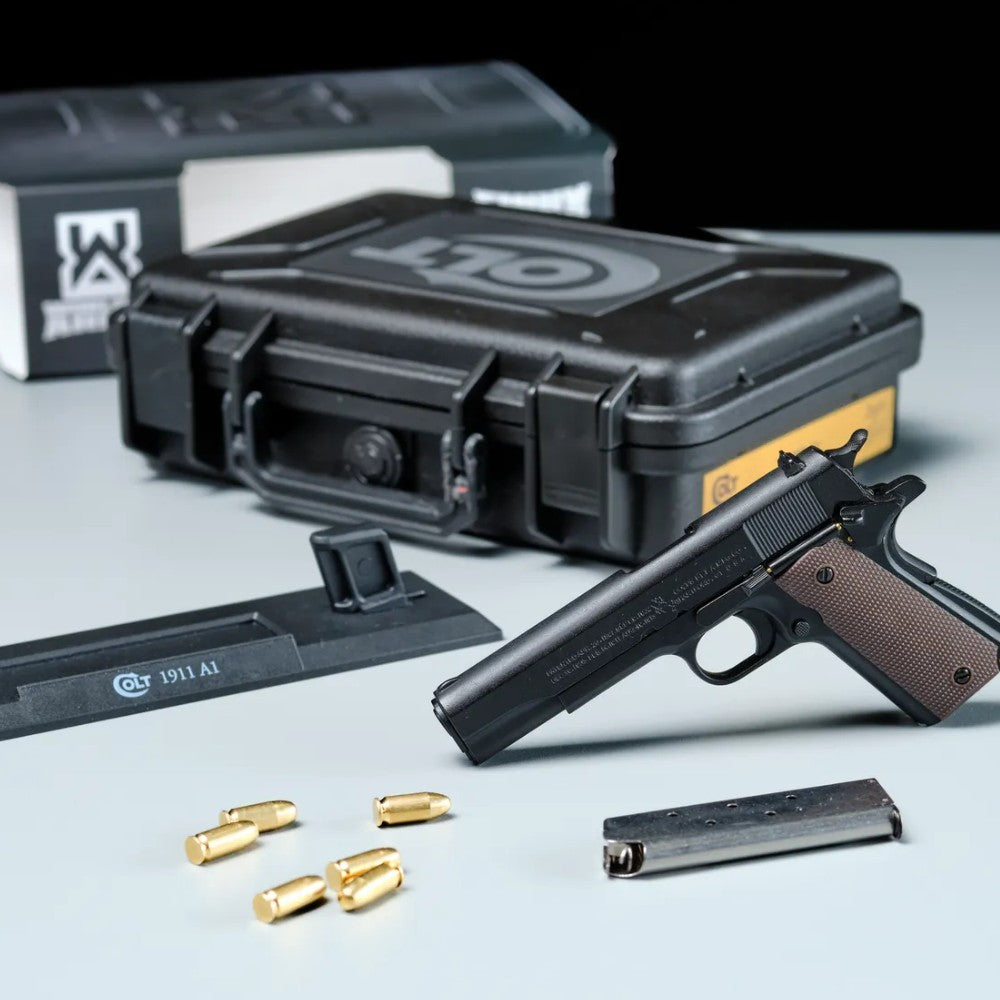 Colt 1911 A1 / 1:2 Modell mit Funktion